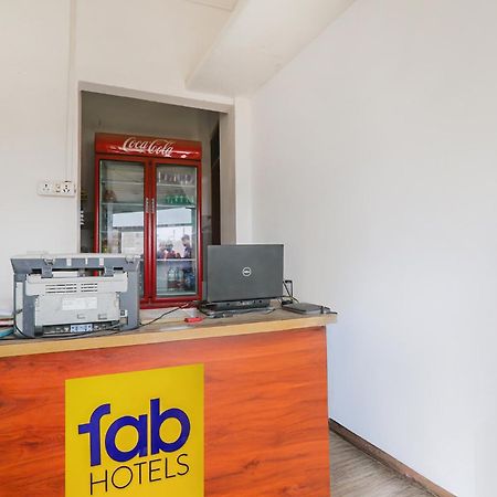 Fabexpress Shree Siya Raman - 500M From Shri Ram Janam Bhumi Hotel Ayodhya Екстериор снимка