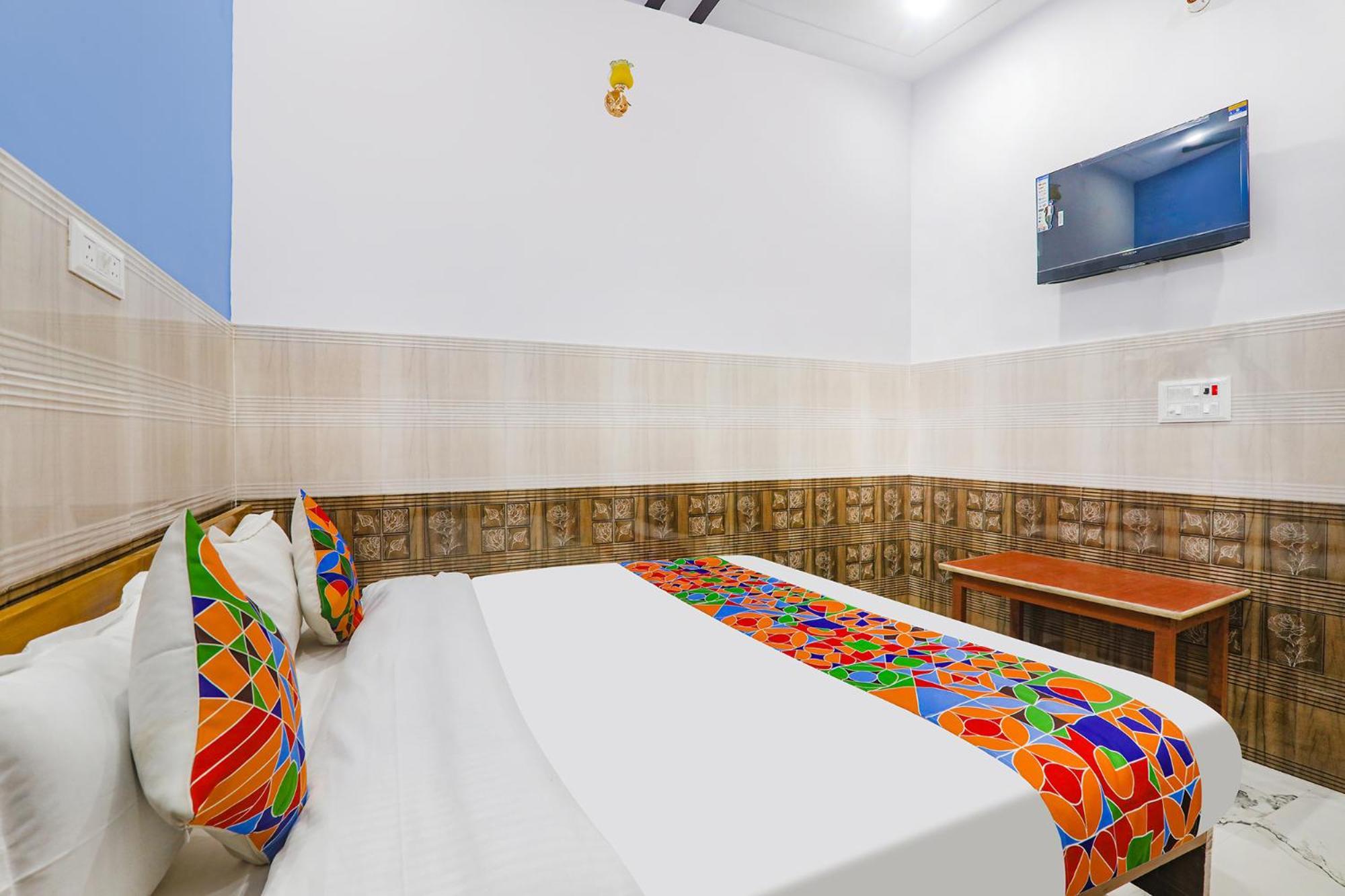 Fabexpress Shree Siya Raman - 500M From Shri Ram Janam Bhumi Hotel Ayodhya Екстериор снимка